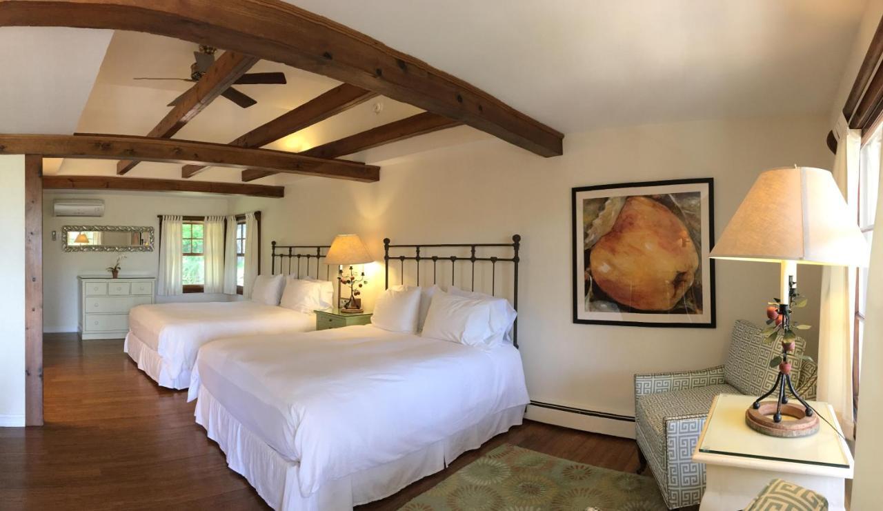 Hotel The Hampton Maid Hampton Bays Esterno foto